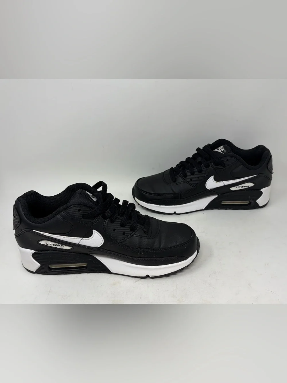 Nike Air Max 90 LTR Sneakers Size 5.5 Youth